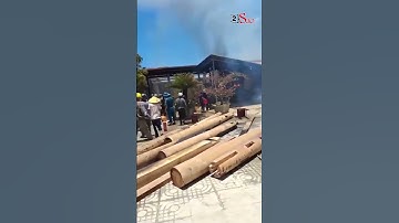 Hiện trường loạt nhà gỗ quý 7 tỷ đồng cháy thành than khiến nữ chủ nhân khóc ngất #tintuc #tinnong