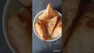 প্রথম বানালাম বন্ধুরা কেমন হয়েছে জানাবাখেতে সত্যি সেই মজা।#recipe #miniblog #shigara#nasta