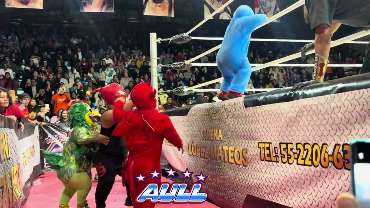 Arena  López Mateos A.U.L.L ( CMLL ) Fly de Kemonito 