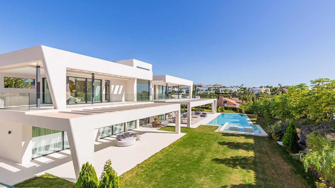 Contemporary High Quality Villa in Marbella | €3.895.000 | Marbella Hills Homes Real Estate