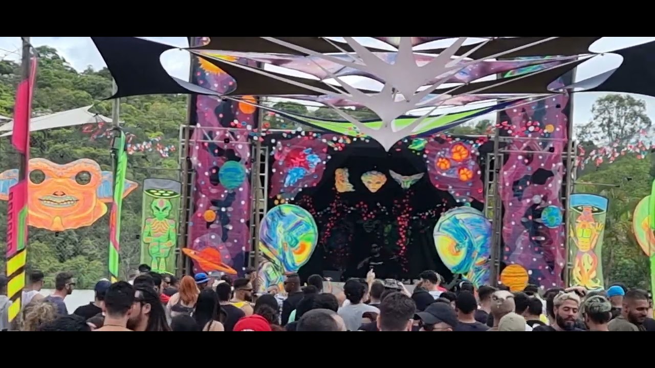 Vibrations 2022 Futura p5 101426 YouTube