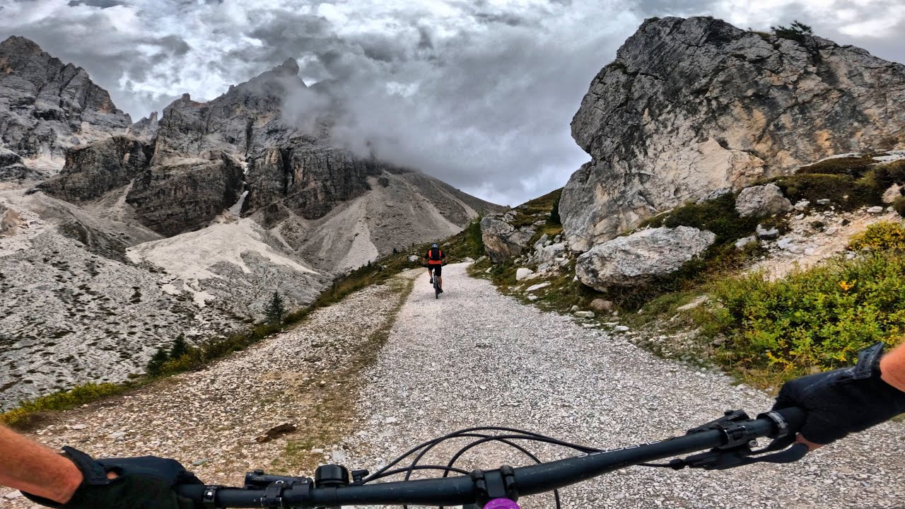 MTB ride by Parco Naturale Paneveggio , Baita Segantini (2291m),  Laghi di Colbricon (1927m)