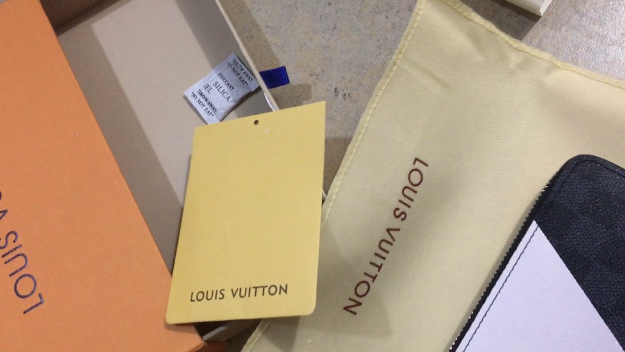 Louis Vuitton N41631 ZIPPY ORGANIZER REGATTA