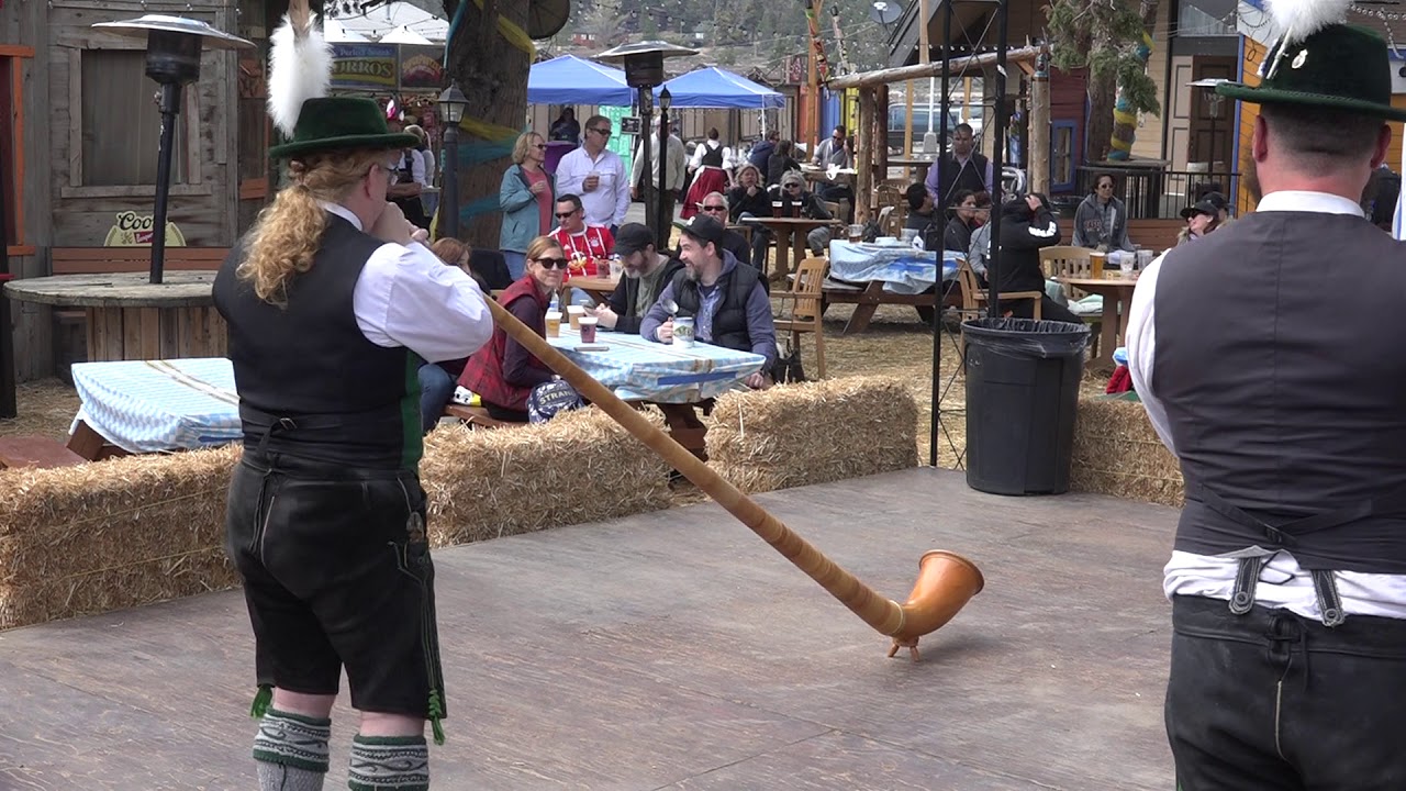Alphorn Die Gemuetlichen Schuhplattler Big Bear Maifest 2019 YouTube
