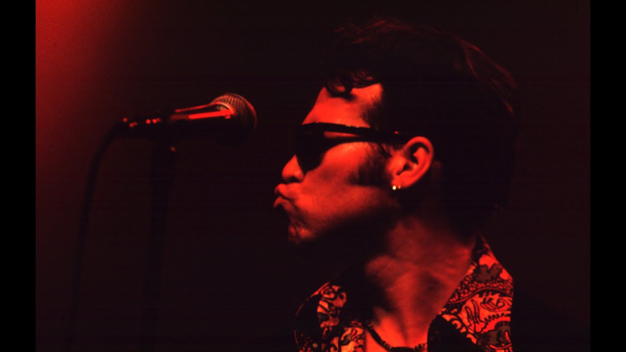 Watch 2000 Locos on YouTube Watch 2000 Locos on YouTube