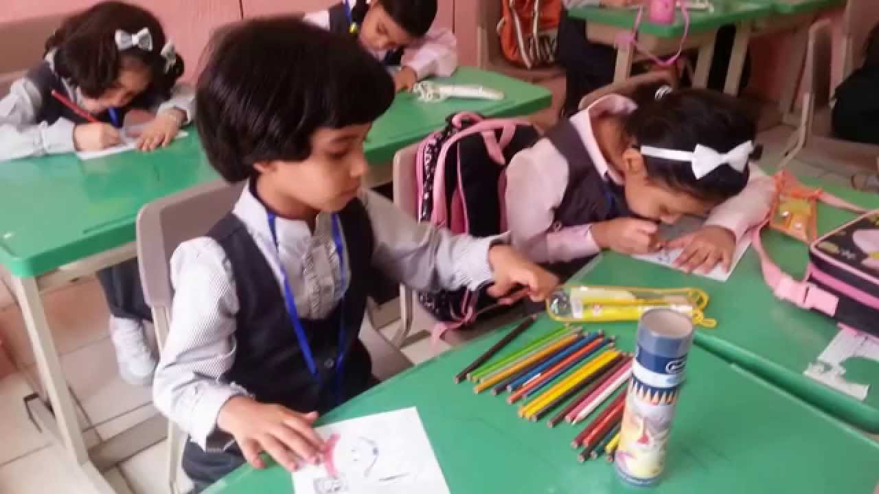 الأسبوع التمهيدي + برنامج معايدة الطالبات لعام 1435هـ في الابتدائية 399