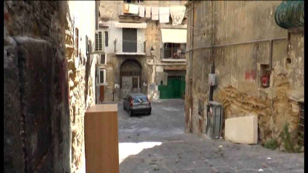 Napoli - Cartelli ai Quartieri Spagnoli: 
