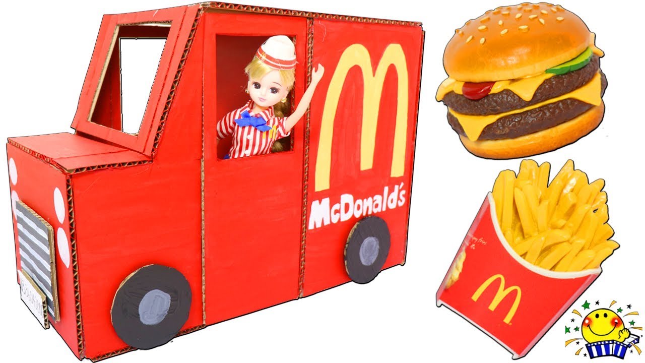【リカちゃん工作】段ボールの車をマクドナルドカラーに塗ろう