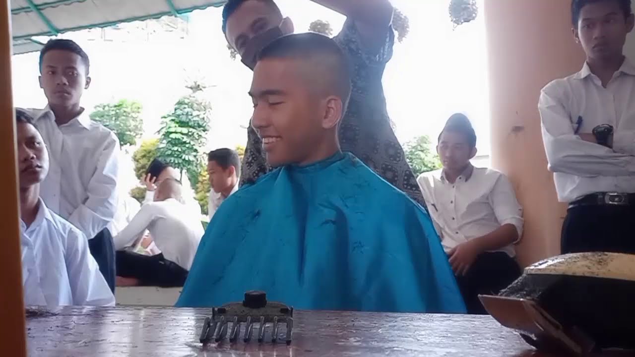  Potong rambut ala tentara  hanya 2 menit an PART 2 YouTube