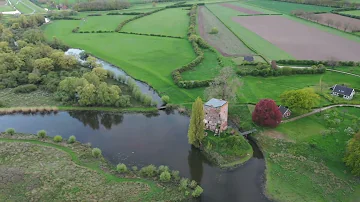 Voorst, ruine de Nijenbeek 4K Drone. Dronebeelden mei 2023