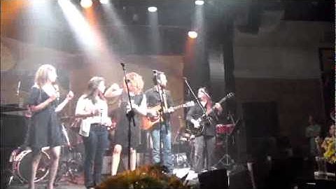 Thumbnail of שיר נבואי קוסמי עליז - יוני רכטר ושירי גוטמן