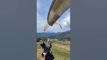 13 years old youngest pilot 🪂👍 #paragliding #reactionparagliding #birbiling