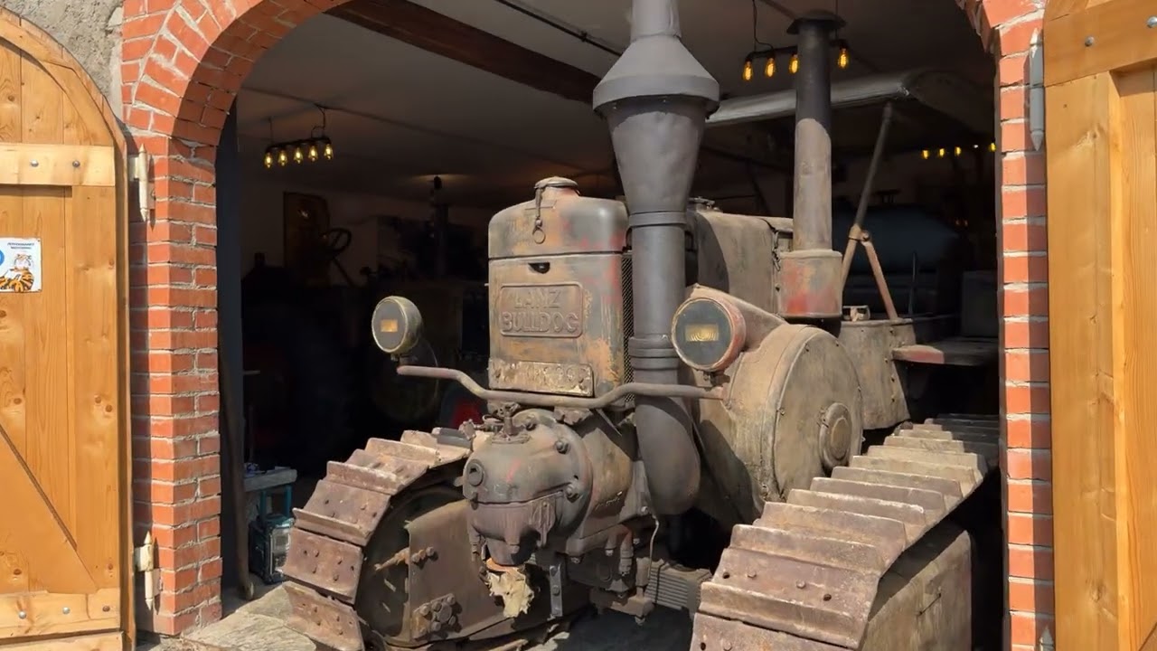 Lanz Bulldog 55PS Raupe in Perfektion. Besser geht es kaum. 