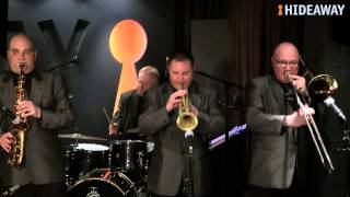 Louis Prima's "I ain't got nobody" performed by Ray Gelato and the Giants, live at Hideaway chords