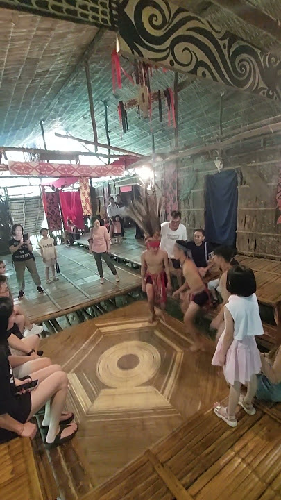 A high jump Dayak tribal games.#short #dayak #kalimantan #travel#indonesia#iban#borneo