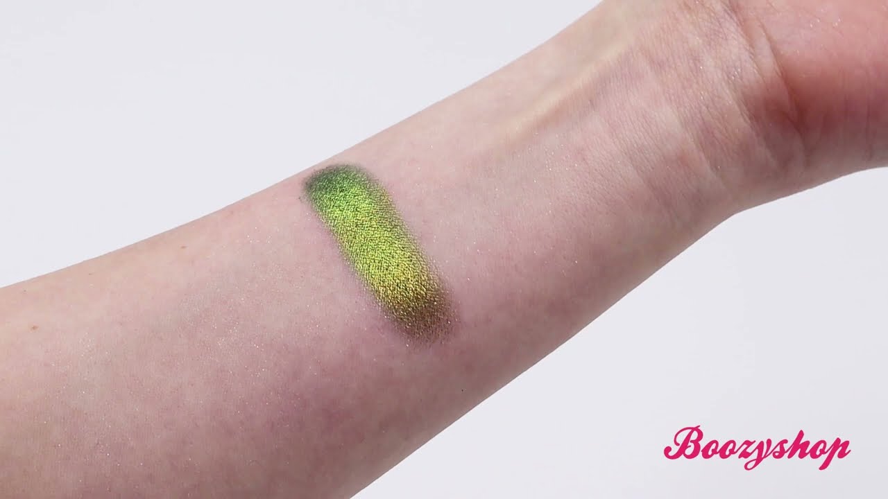 Karla Cosmetics Multi Chrome Pressed Eyeshadow Neverland Swatch