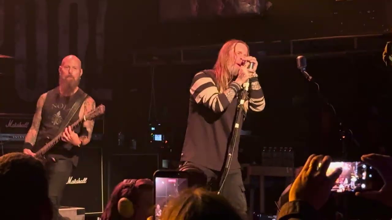 Drowning Pool “Rebel Yell” live O2 Academy Islington, London 20th November 2025 