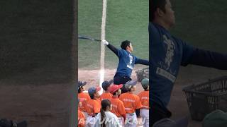 投手と思えないスイング!!