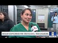 Buscan sospechosos por tiroteo en un tren de Queens