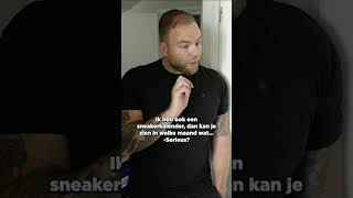 Download Lagu Sneaky actie van Bert, om alle sneakers mee te nemen 😛 MP3 Download Lagu Sneaky actie van Bert, om alle sneakers mee te nemen 😛 MP3