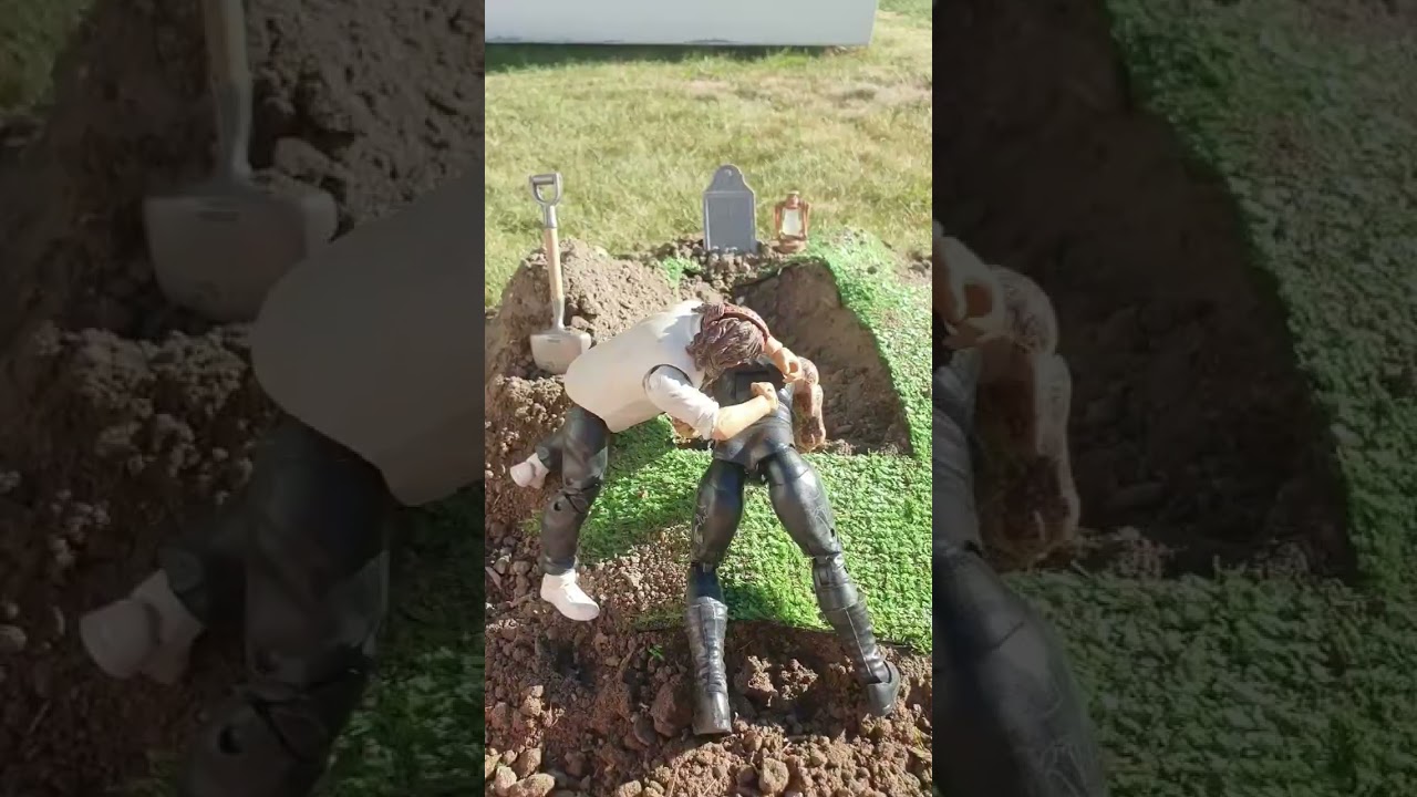 Undertaker vs Mankind buried alive match 