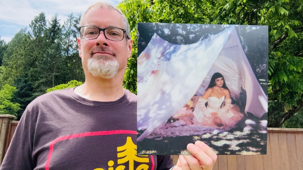 7 Records In The Back Yard