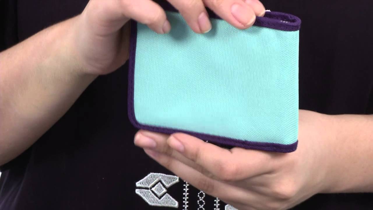 Vans Palm Bi-Fold Wallet  SKU#:8249101