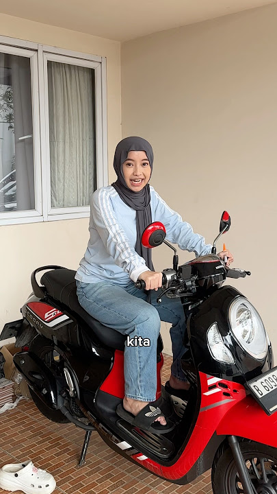 PRANK ADAM SENDALNYA NEMPEL DIMOTOR😭DIA SAMPE MAU JATUH😱