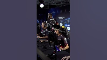 TWISTZZ KEEPS FACE ALIVE WITH HUGE ACE - DUST II - #shorts #csgo