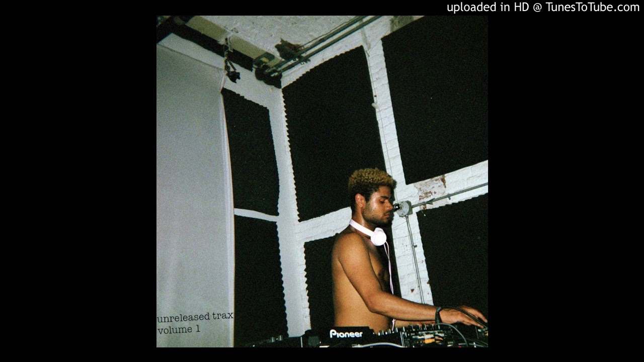 AceMo -  Time is Space