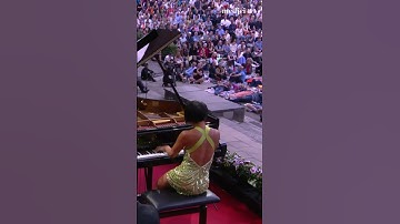 What an iconic ending!! #Shorts #Waldbuhne #YujaWang