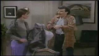 Helen Hunt, Paul Reiser and Beata Pozniak on "MAD ABOUT YOU"