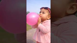 Baby Play With Baloon