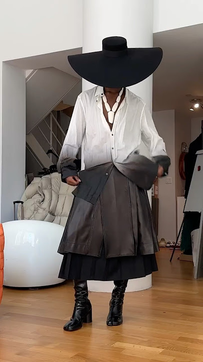 Don’t let the tabi bandit see this