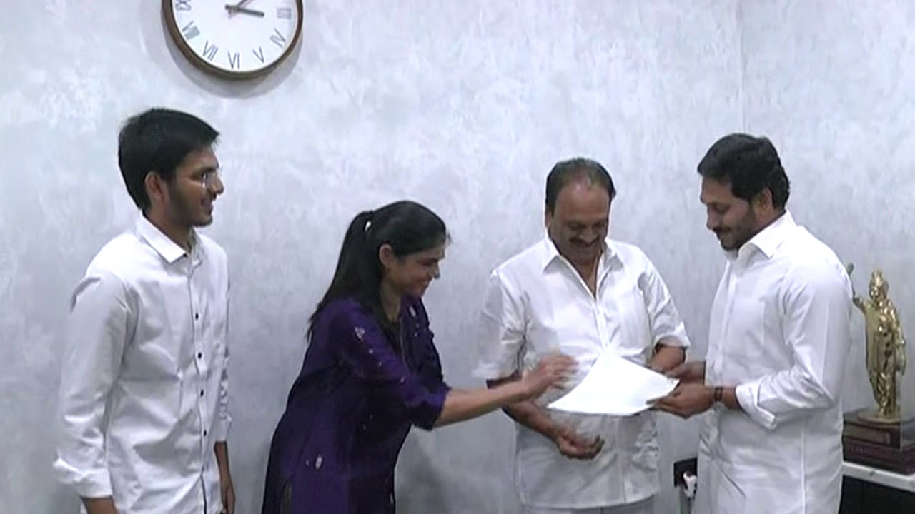 Gokaraju Rangaraju mete AP CM YS Jagan and gives donation to CM relief fund