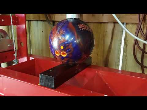 Hydraulic Press Crushing