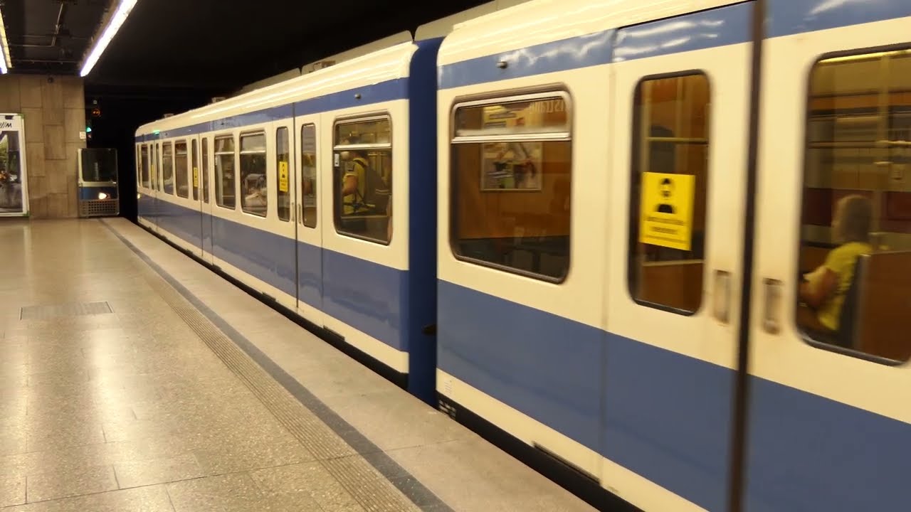 U2 Feldmoching (A-Wagen) @ Theresienstrasse