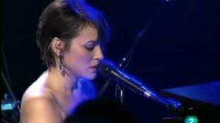 DON'T KNOW WHY ~NORAH JONES live at Ancienne Belgium 2010 chords