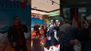 thomas Djorghi  Sembako cinta di acara JWL