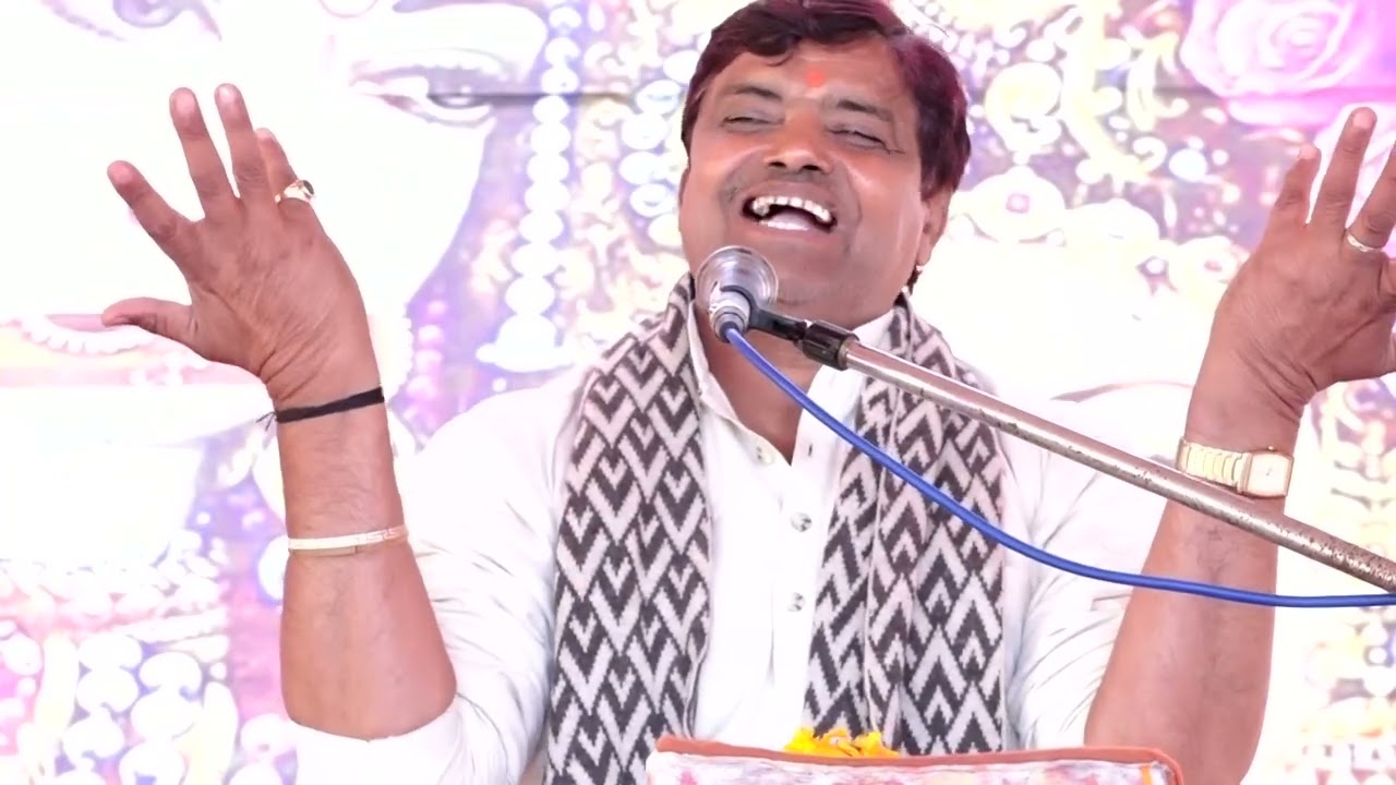 गाँव धर्मपुर पिलुआ  में महाभारत सम्राट पप्पूशास्त्री जी ने तहलका मचा दिया धुर्व महाराज की कथा में