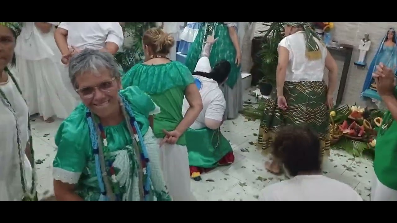 A força que a Jurema tem, e quando Jurema volta para Aruanda deixa caboclinho Ubiratan em terra