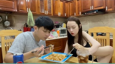 TƯỜNG VY LÀM MÓN ĂN LẠ VÀO NGÀY MƯA VÀ CÁI KẾT (CÔ GÁI ĐÀ LẠT) IITƯỜNGVY-ĐÔICHÂNTHIÊNTHẦN