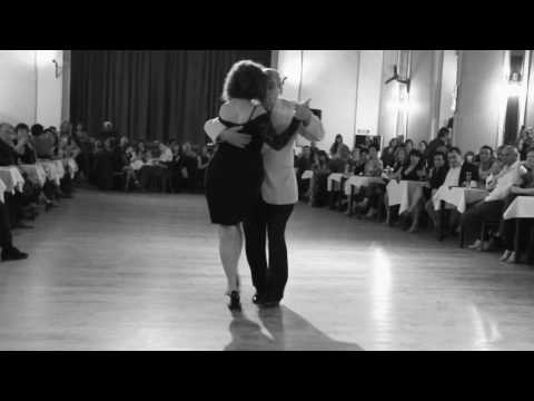 Copia di Susana Miller y Raul "Pato" Capelli - Milonga de Gala - Milongueando 2016