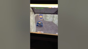 Tanki online capturing the flag in style.