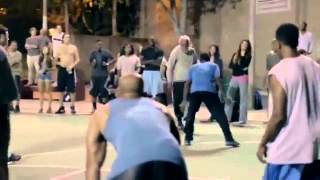 Yaşlı Adam Kılığında Basketbolcu 2 Commercial - Reklam
