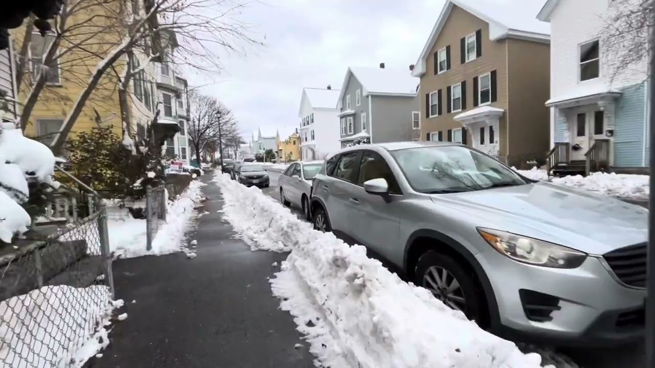 Caminando en las calles llenas de nieve ⛄️ 