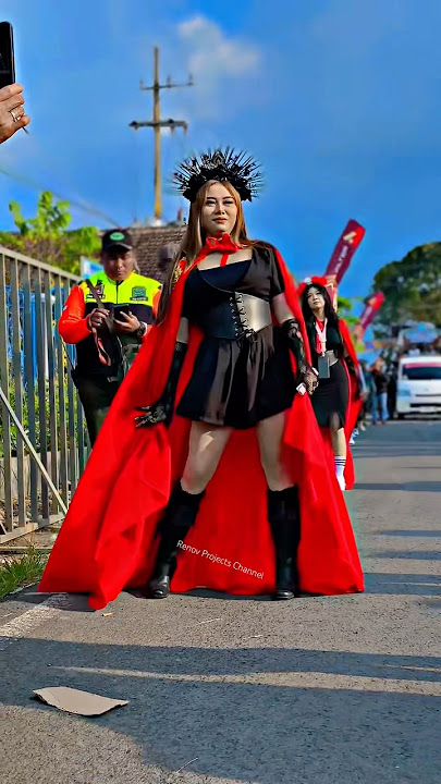 Senyum nya loh karnaval Desa Tembokrejo Banyuwangi Dancer custom vampir