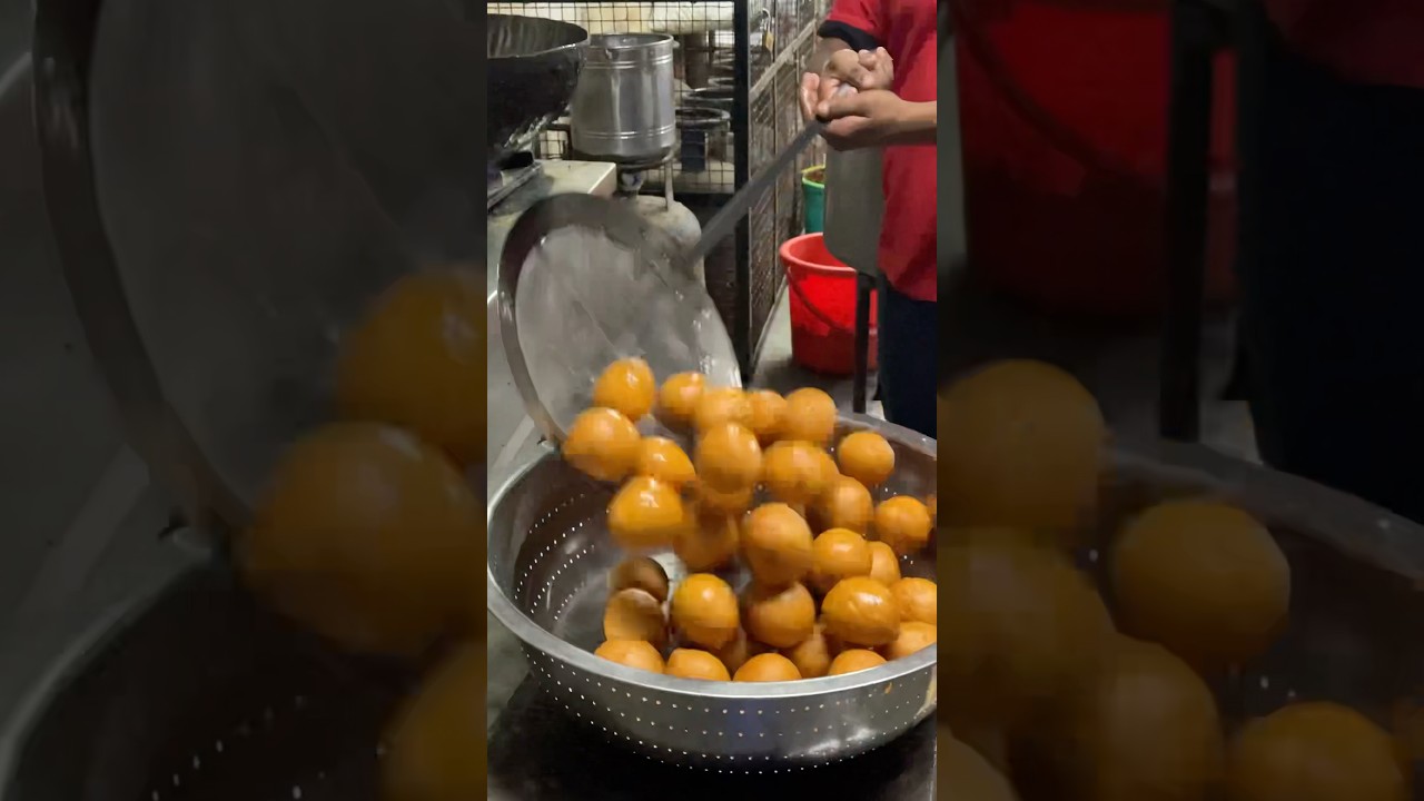 Hyderabads famous Mysore Bonda | Street Food Hyderabad 