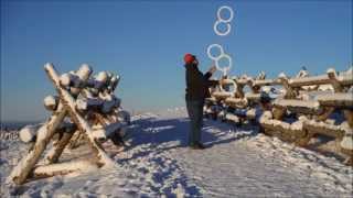 Frozen Hands Juggling