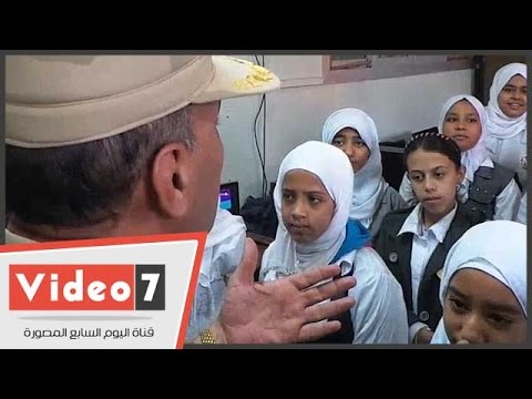 قائد المنطقة المركزية لطالبات مدرسة الشيخ زايد أنتم مستقبل مصر